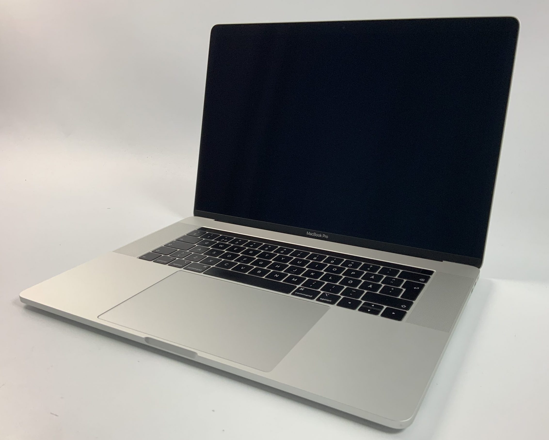 MacBook Pro 15" Touch Bar Mid 2018 (Intel 6-Core i7 2.6 GHz 32 GB RAM 512 GB SSD), Silver, Intel 6-Core i7 2.6 GHz, 32 GB RAM, 512 GB SSD, immagine 1